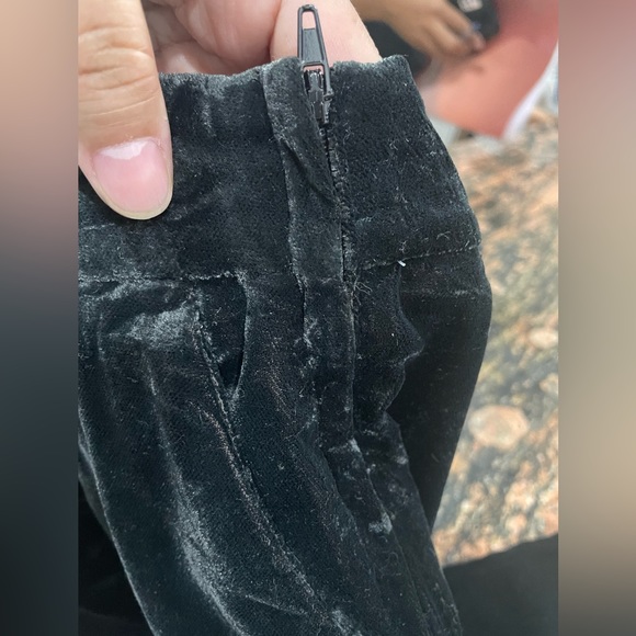 H&M black velvet parallel pant. Size 32uk .new - Picture 3 of 7